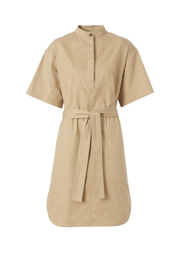 BURBERRY ABBIE SMOKE STITCH COTTON TWILL DRESS WITH GRAPHIC LOGO