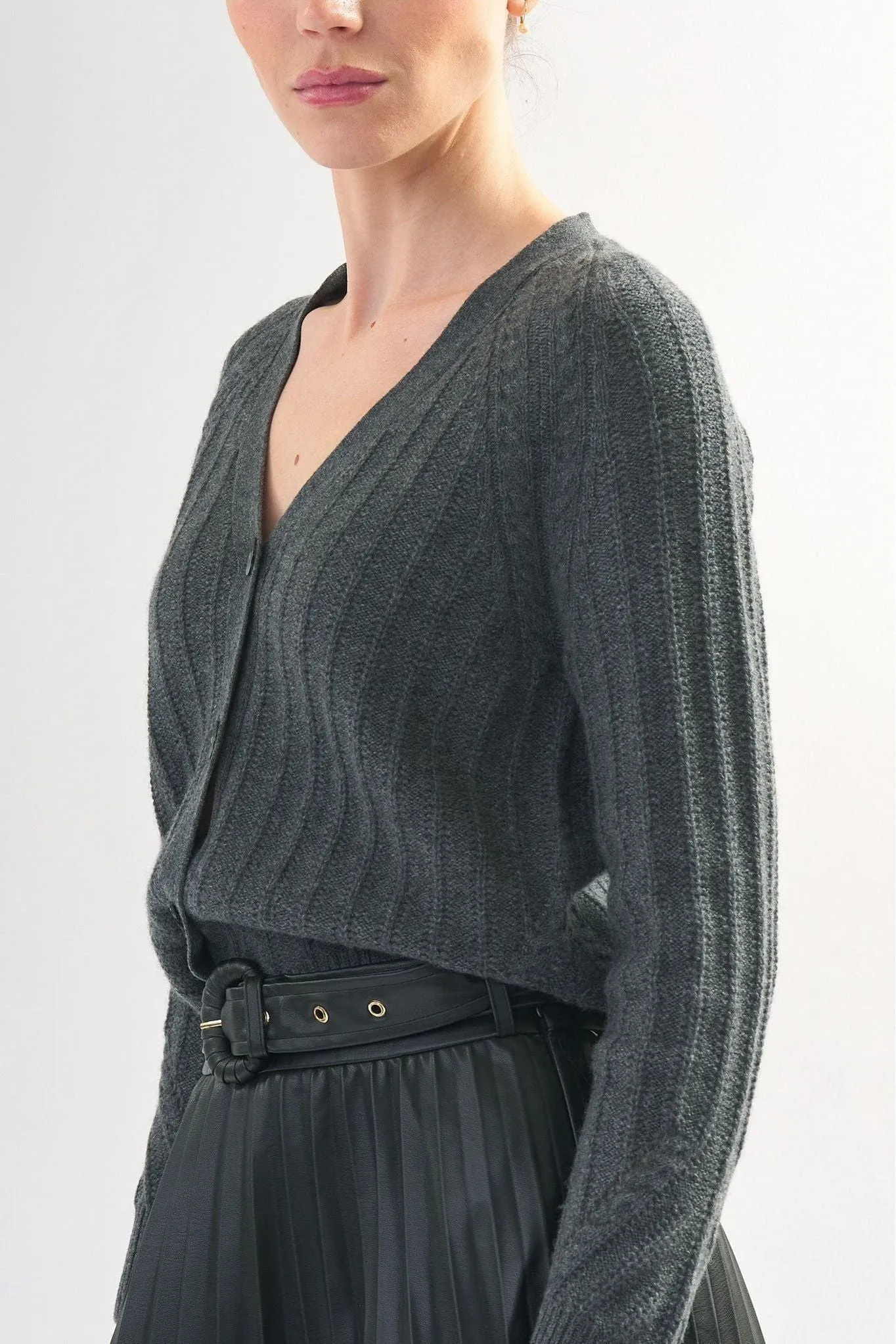 Robertson Madison 100% Cashmere Ribbed Cardigan CC-255 | Dark Heather Grey