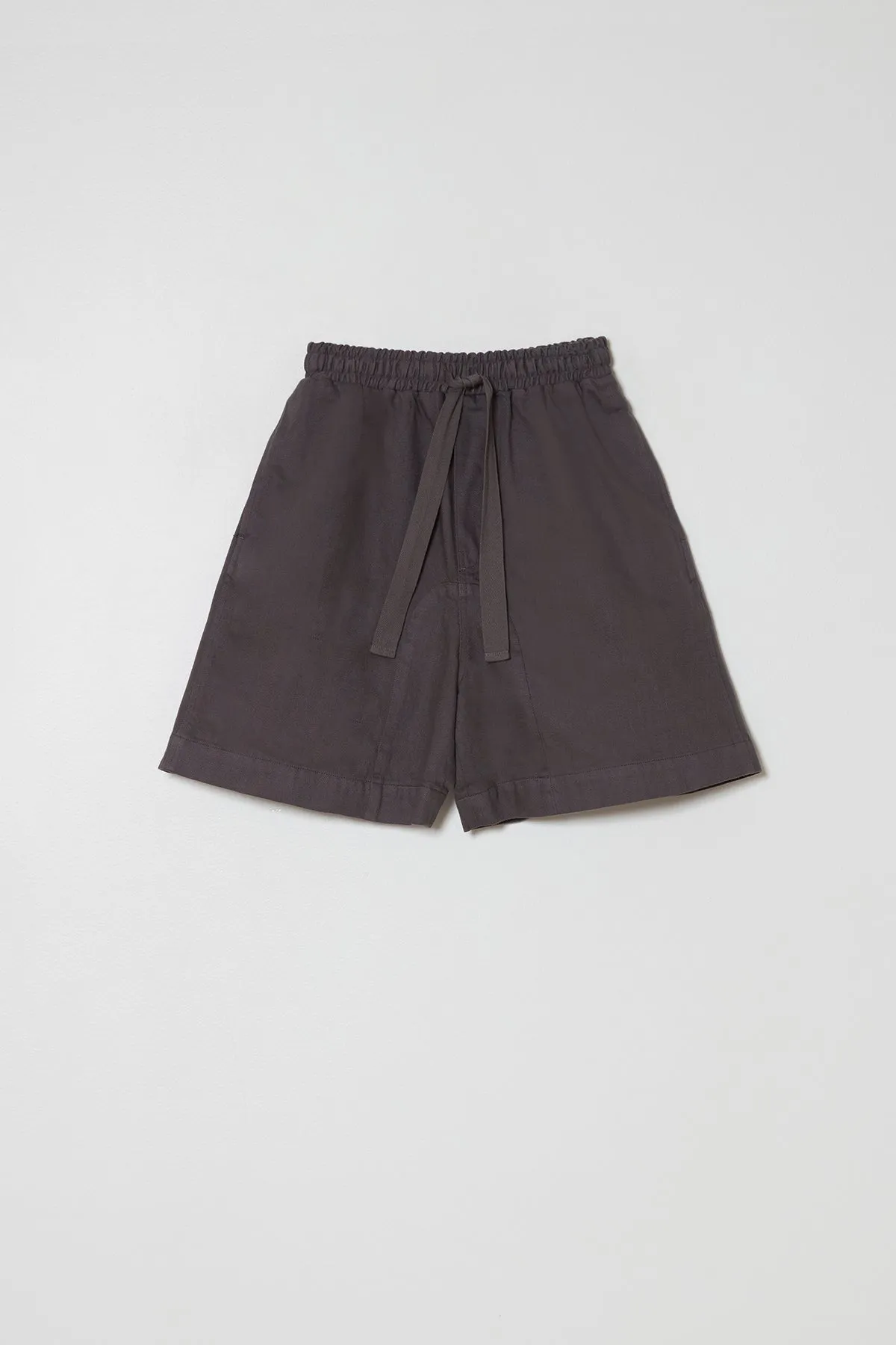 Sample Sale Twill Short - Drapey Bio Washed Twill