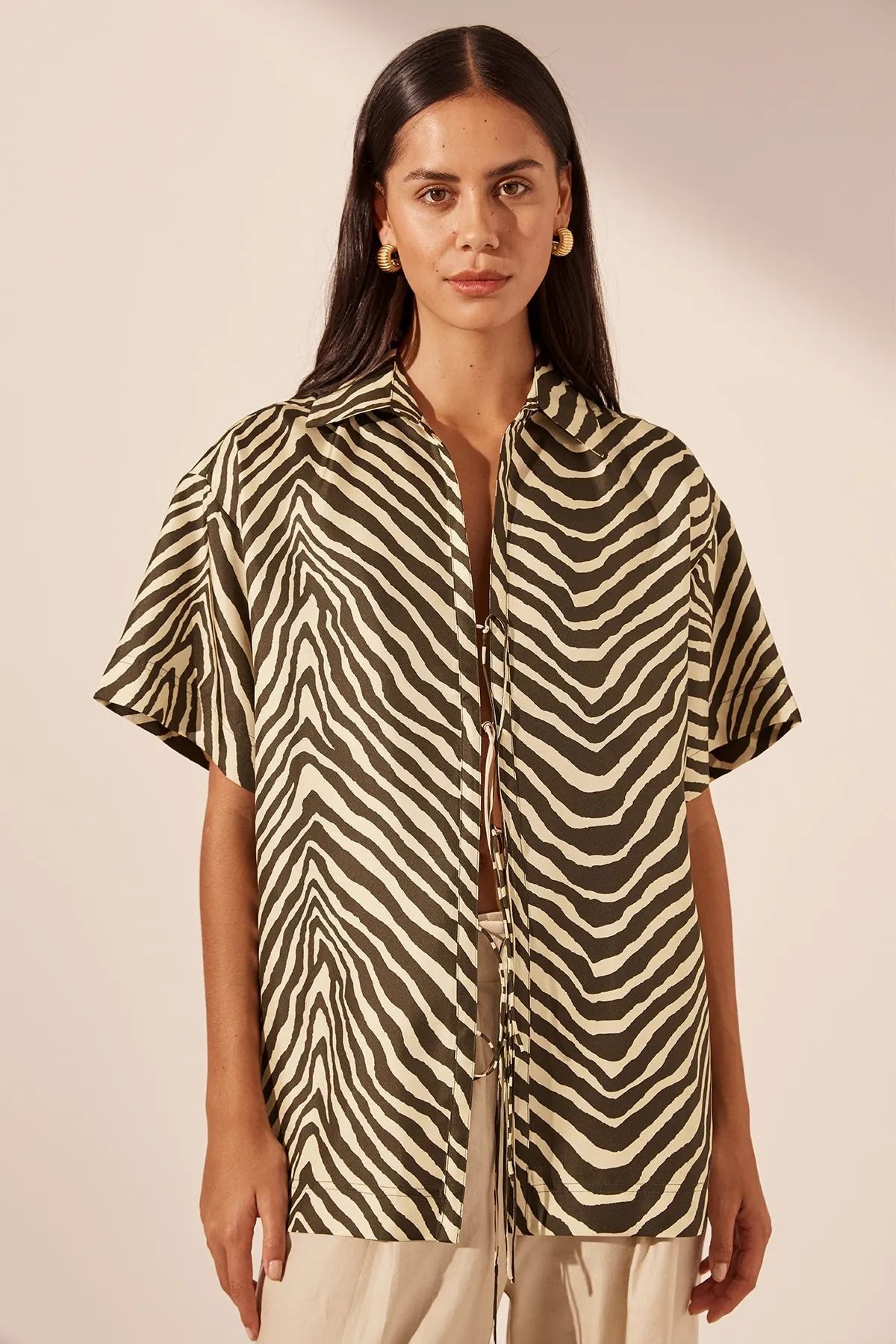 SANA SILK SHORT SLEEVE TIE SHIRT
