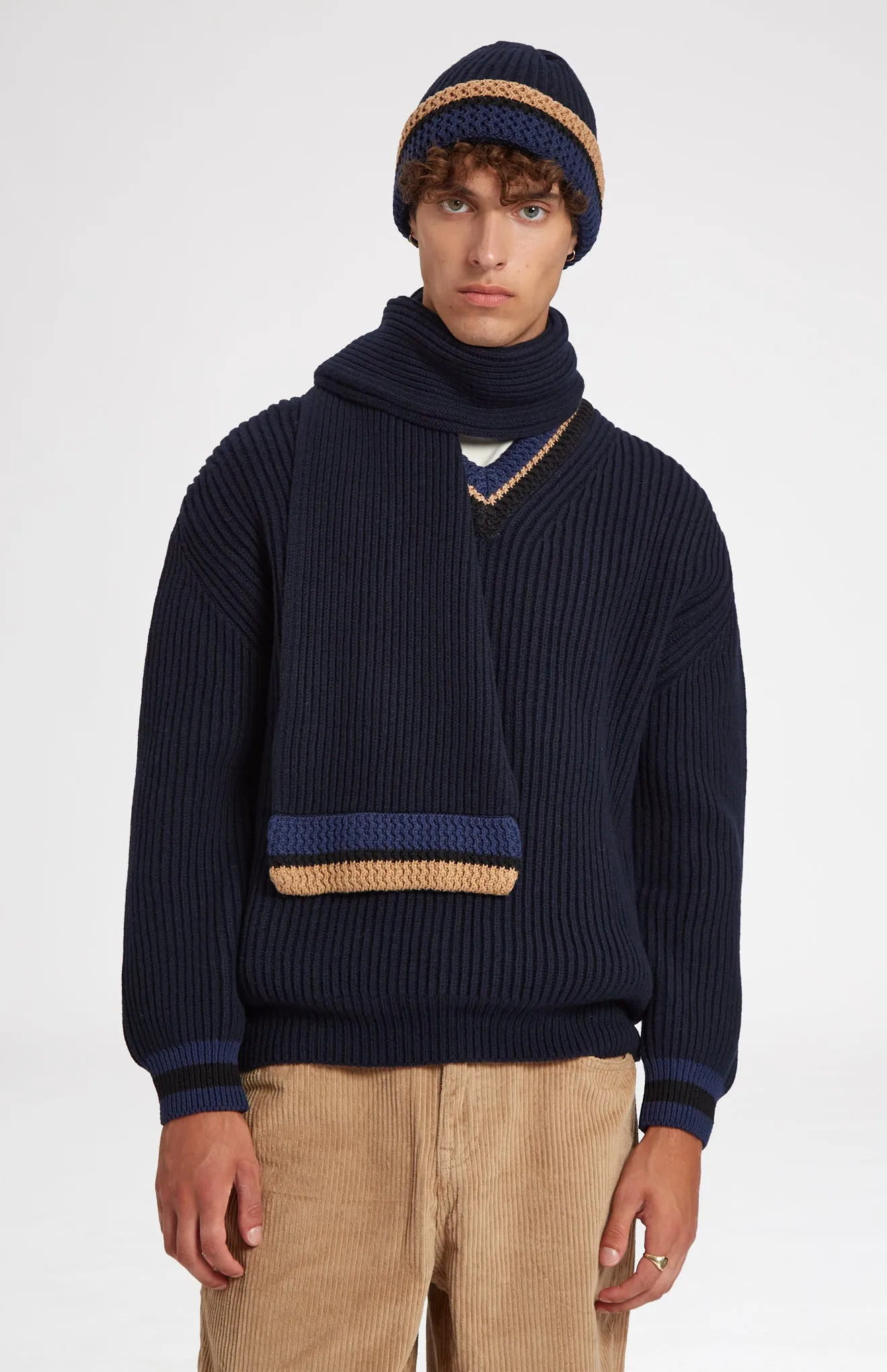 Wool Cashmere Blend Scarf With Allover Chunky Cardigan Rib In Navy